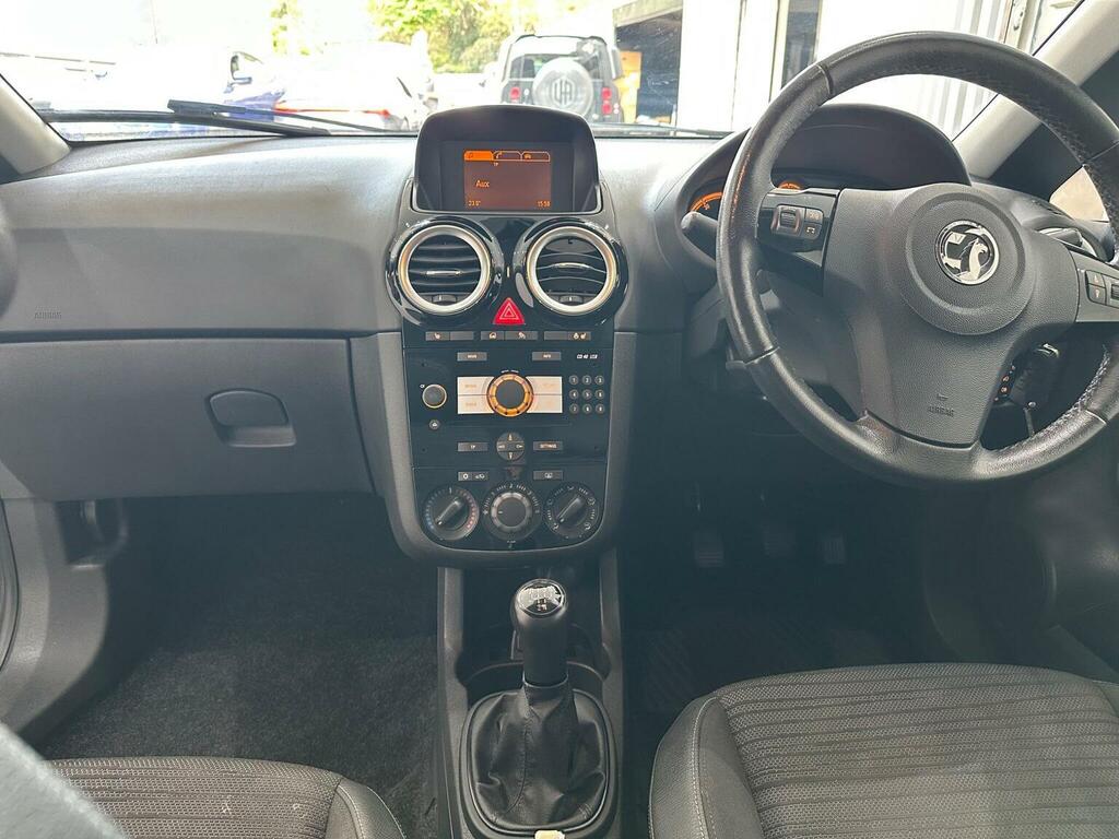 Vauxhall Corsa 1.4 Sri Ac Red #10