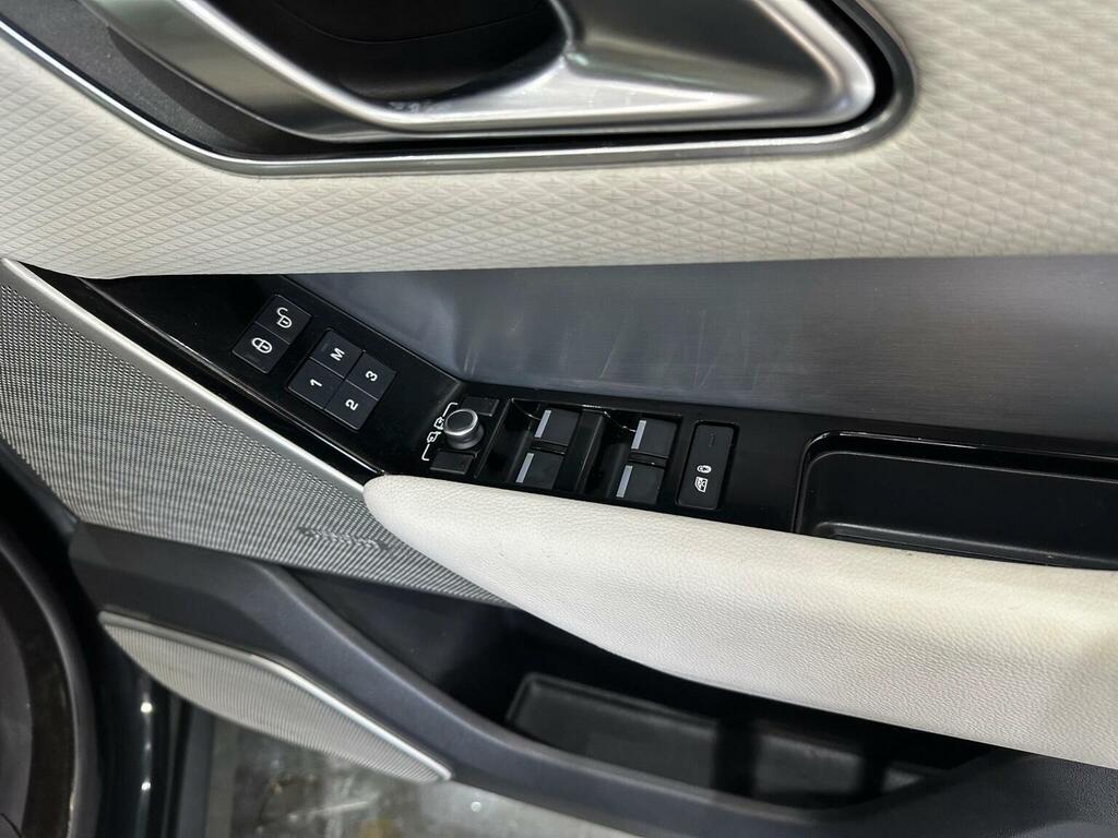 Land Rover Range Rover Velar 2.0 D240 R-dynamic S  #26