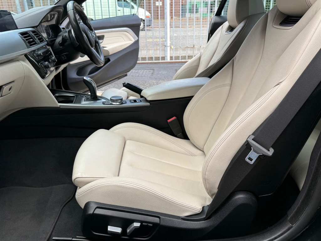 BMW 4 Series 435D Xdrive M Sport Professional Media Blue #41