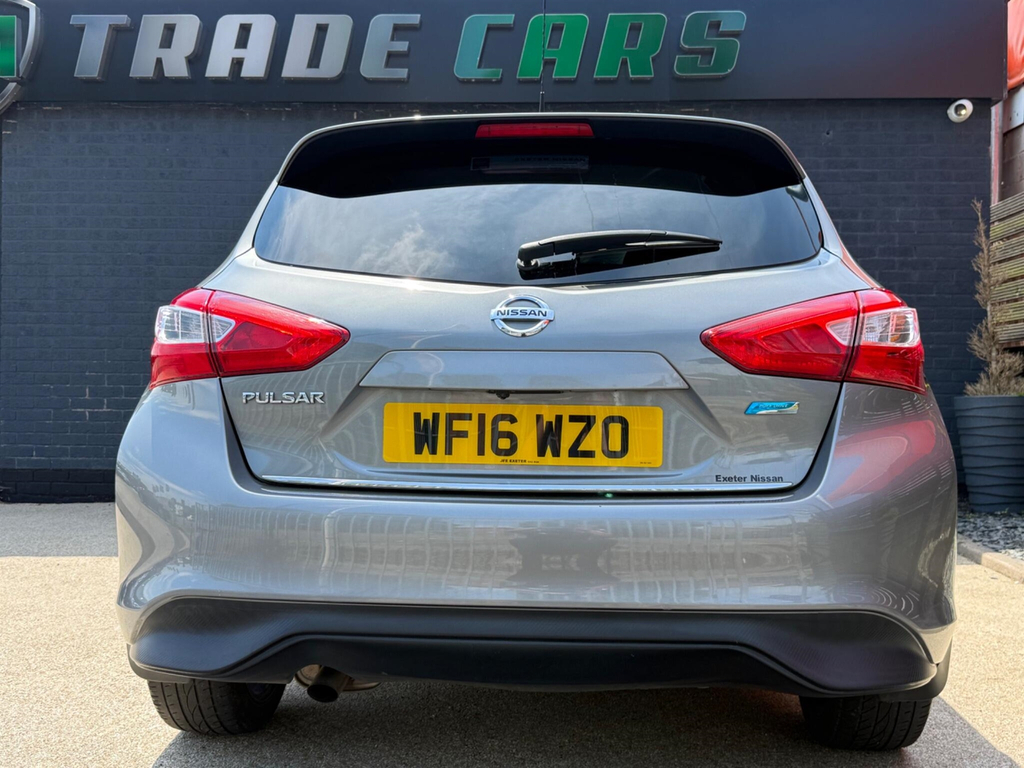 Nissan Pulsar Hatchback Grey #6