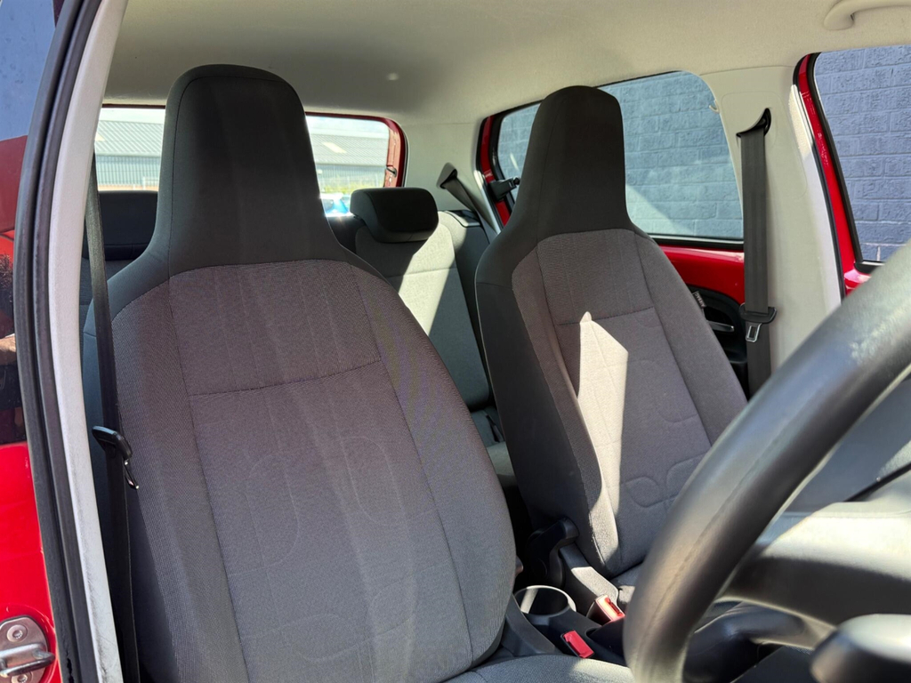Volkswagen Up 1.0 Club Up...only 16695 Miles Black #28