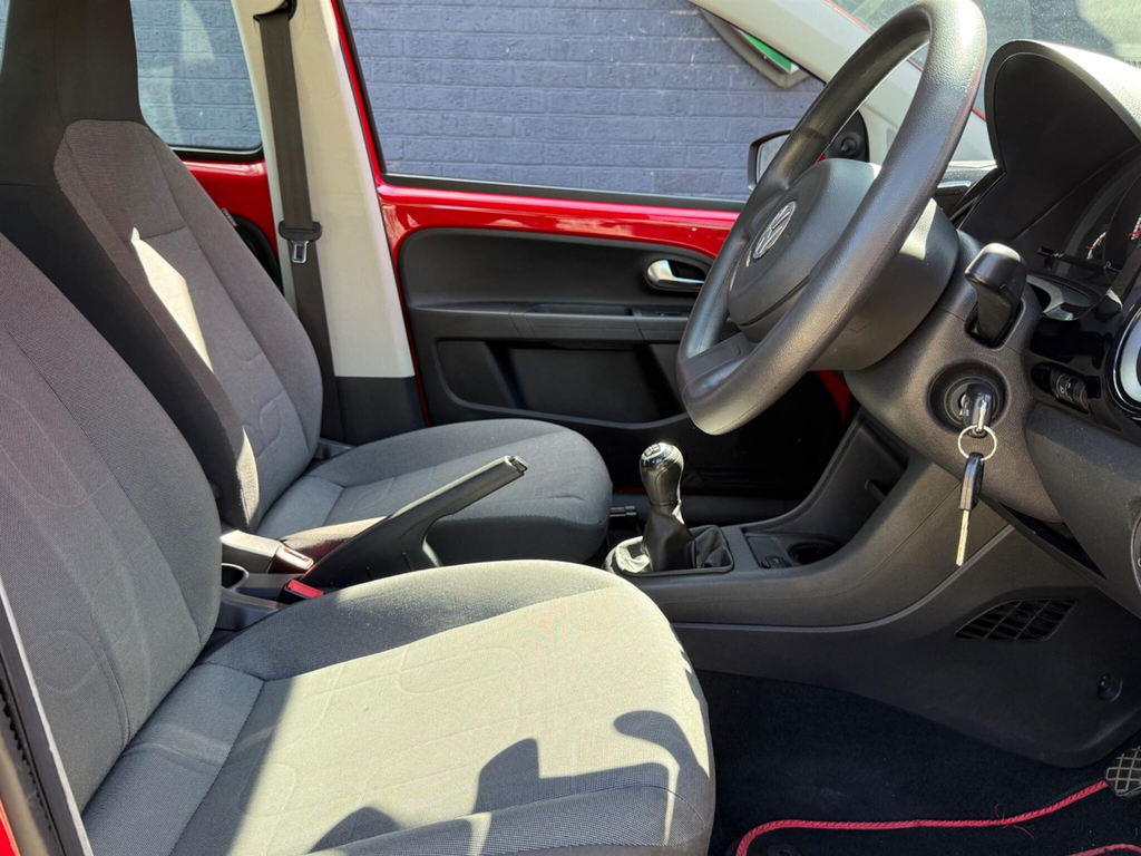 Volkswagen Up 1.0 Club Up...only 16695 Miles Black #27
