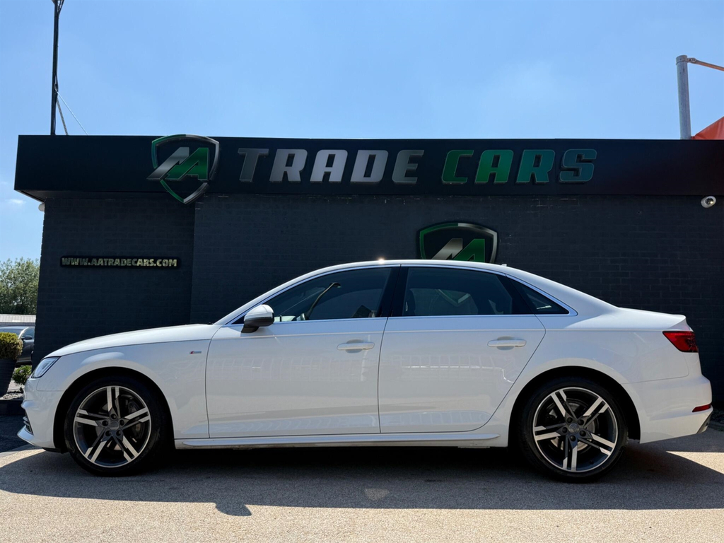 Audi A4 Saloon White #4