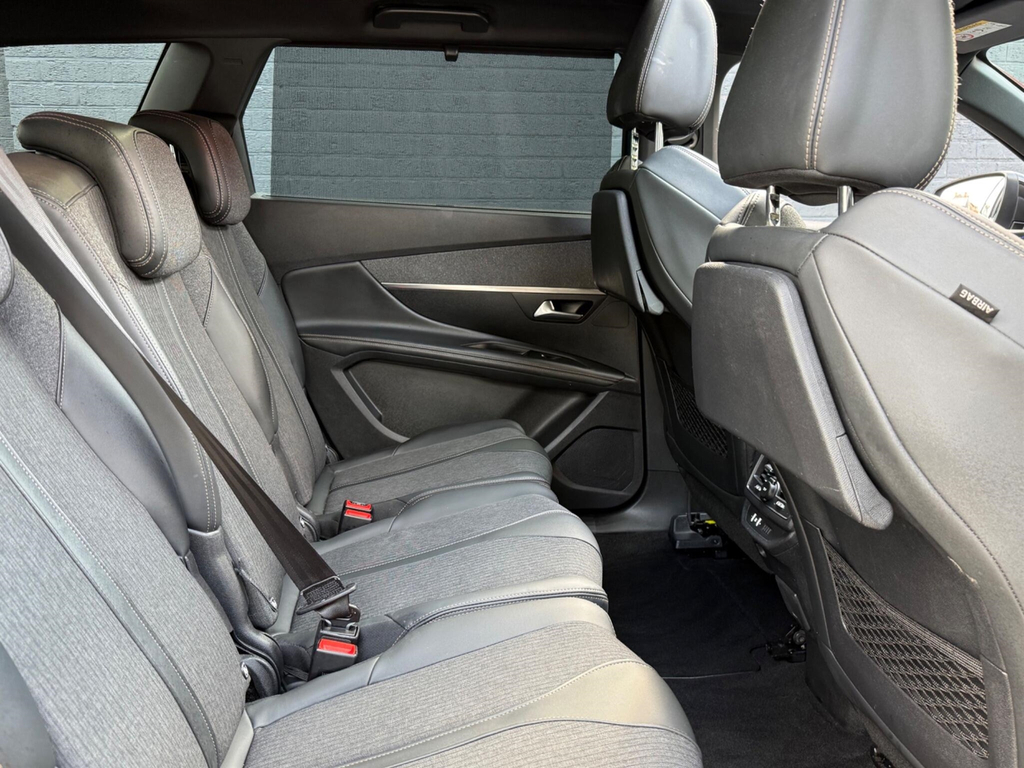 Peugeot 5008 1.2 Puretech Active Black #21
