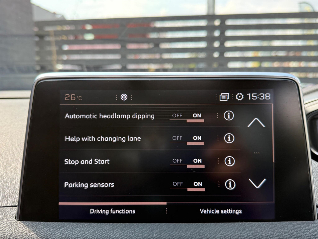 Peugeot 5008 1.2 Puretech Active Black #37