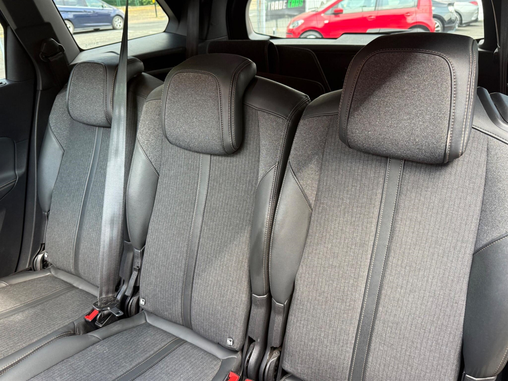 Peugeot 5008 1.2 Puretech Active Black #19
