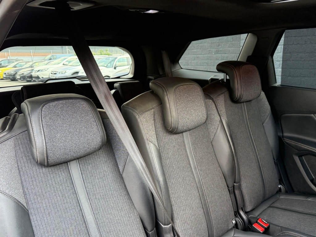 Peugeot 5008 1.2 Puretech Active Black #22