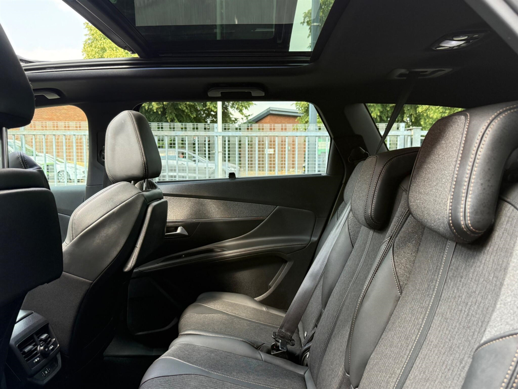 Peugeot 5008 1.2 Puretech Active Black #18