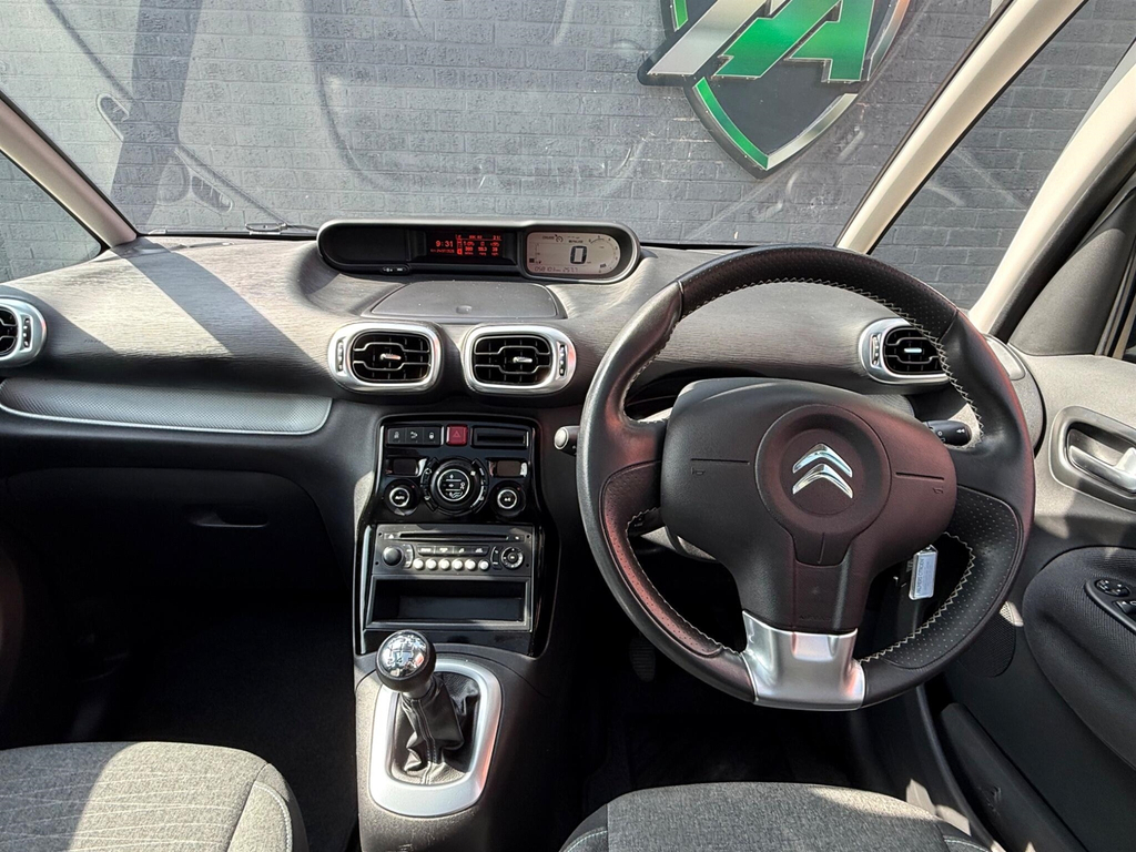 Citroen C3 Picasso Platinum White #28