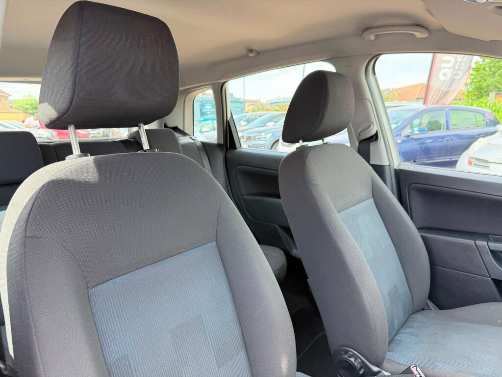 Ford Fiesta Freedom 16V 5-Door Black #21