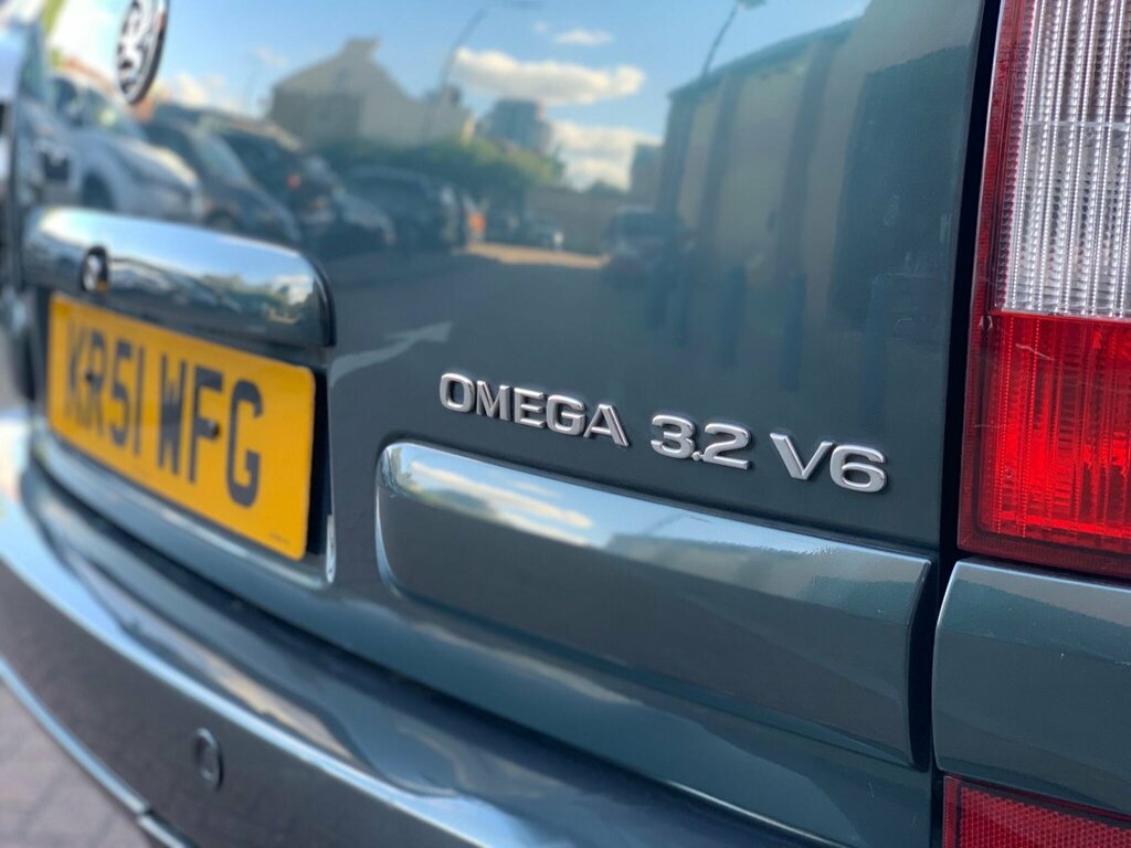 Vauxhall Omega 2.2I 16V Cd Silver #42