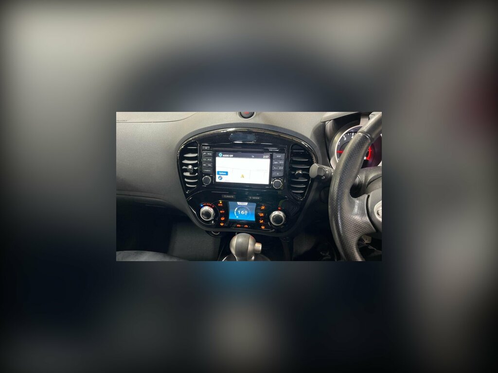 Nissan Juke 1.6 N-tec Cvt Euro 5 Black #4