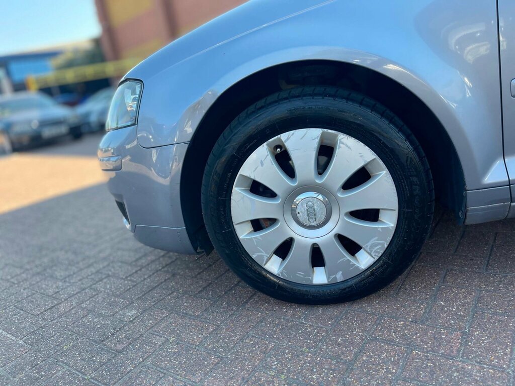 Audi A3 Hatchback Black #28