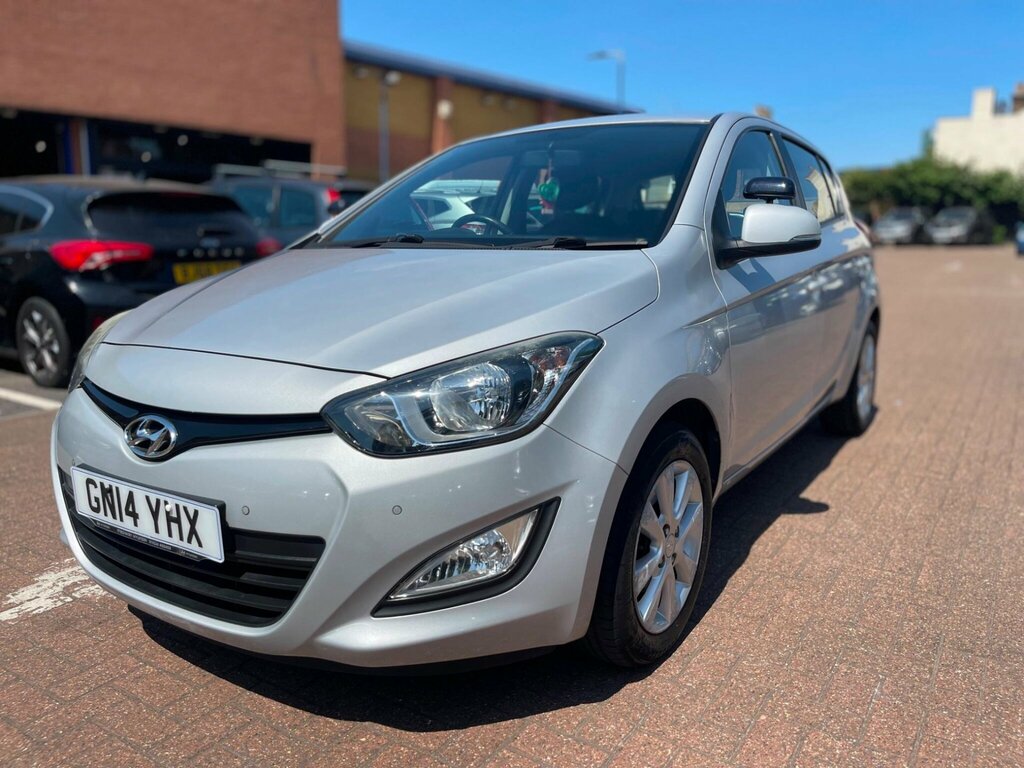 Hyundai I20 1.4 Active Euro 5 Silver #3
