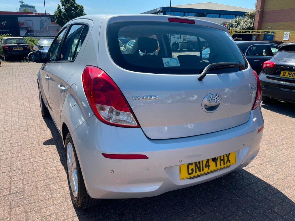 Hyundai I20 1.4 Active Euro 5 Silver #4