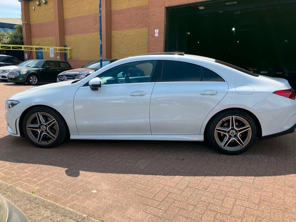 Mercedes-Benz CLA Class 2.0 Cla220d Amg Line Premium Plus 2 Coupe 8G-dct White #5