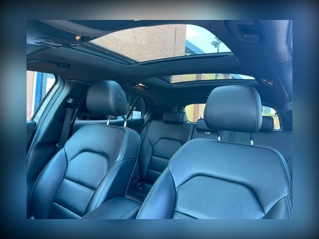 Mercedes-Benz GLA Class 2.1 Gla220d Amg Line White #24