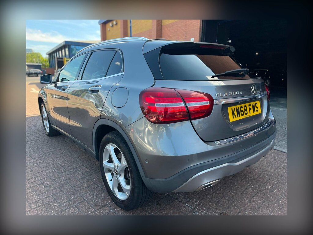 Mercedes-Benz GLA Class 2.1 Gla200d Sport Premium Plus 7G-dct Euro 6 S Grey #3