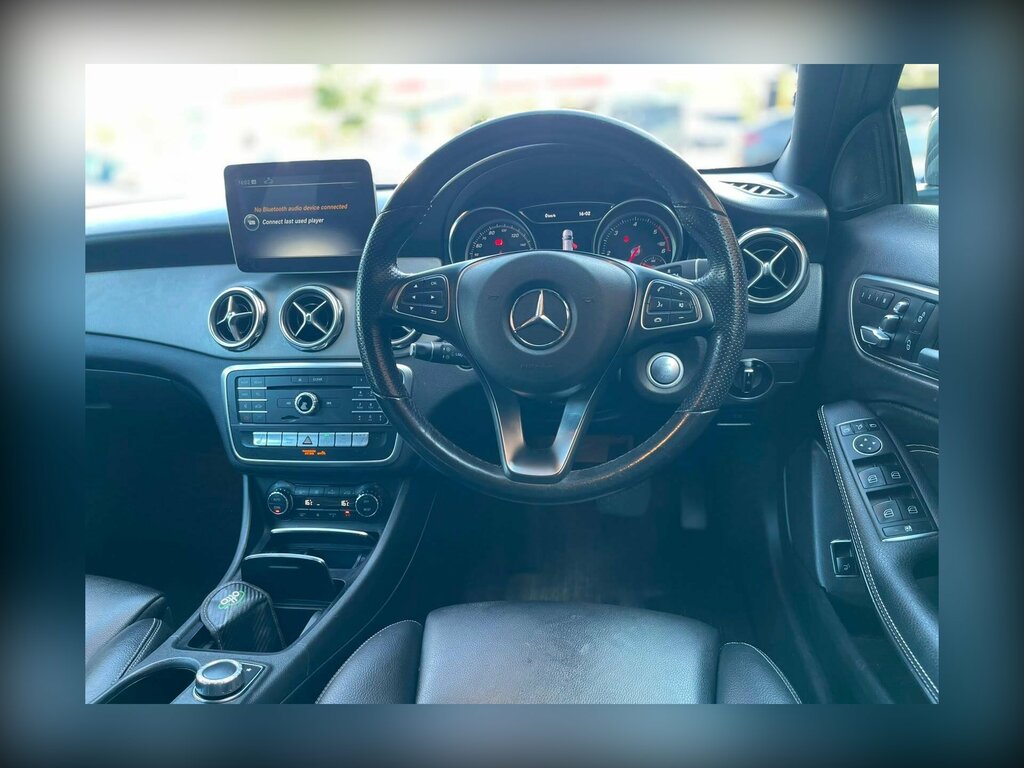 Mercedes-Benz GLA Class 2.1 Gla220d Amg Line White #37