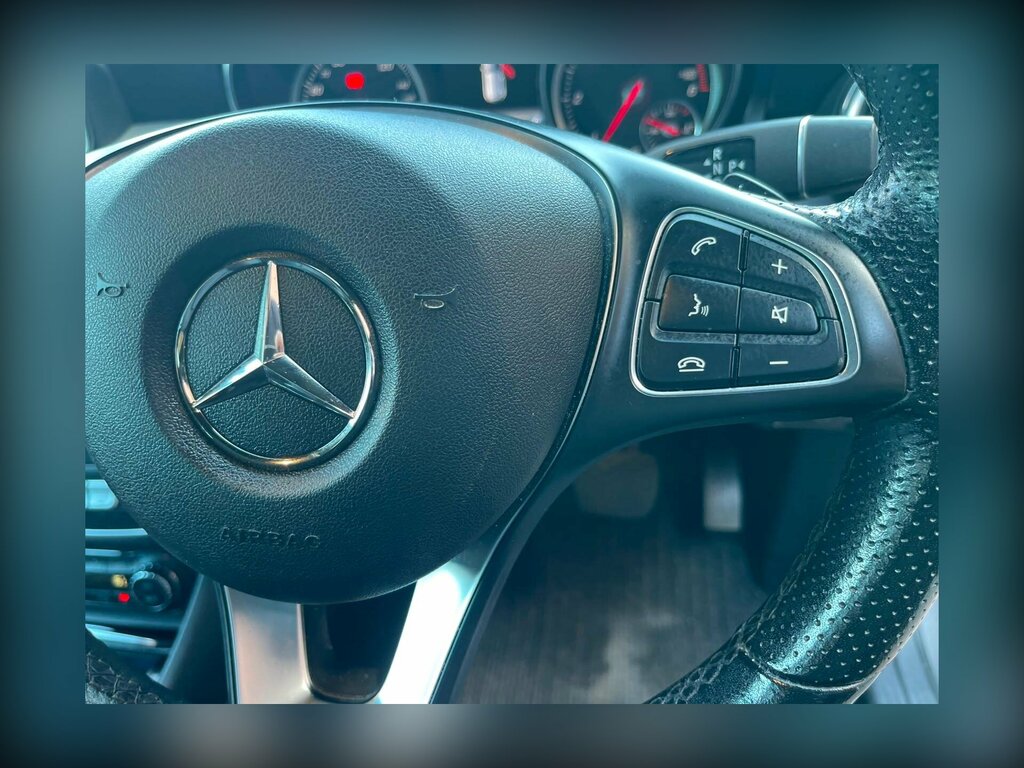 Mercedes-Benz GLA Class 2.1 Gla220d Amg Line White #28