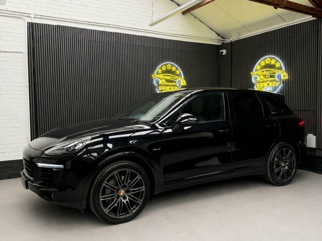Porsche Cayenne 4.2 Td V8 S Platinum Edition Suv Tiptro Black #3