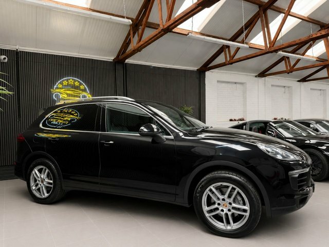 Porsche Cayenne 3.0 Td V6 Suv Tiptronics 4Wd Euro 6 S RV16LEJ Black #2
