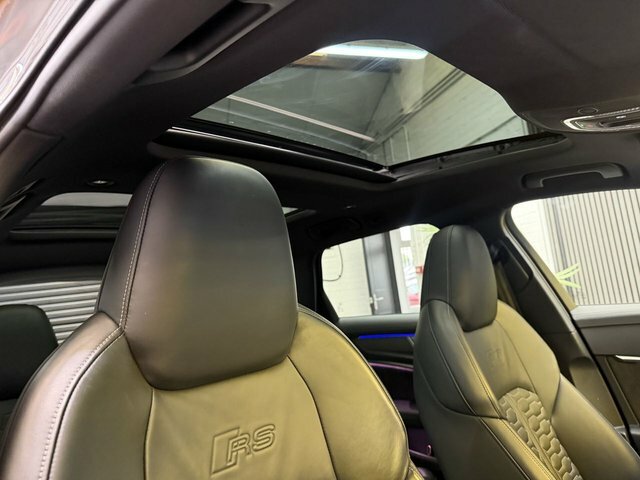 Audi RS6 Avant Estate Black #14