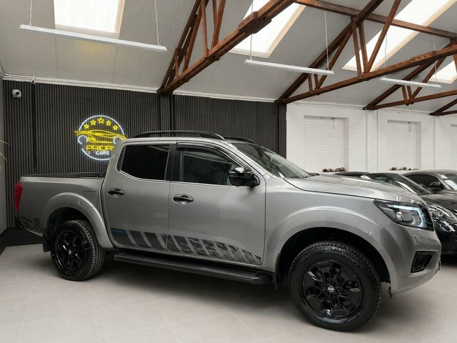 Nissan Navara 2.3 Dci N-guard Pickup Double Cab Manua Grey #2