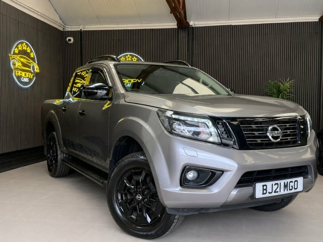 Nissan Navara 2.3 Dci N-guard Pickup Double Cab Manua Grey