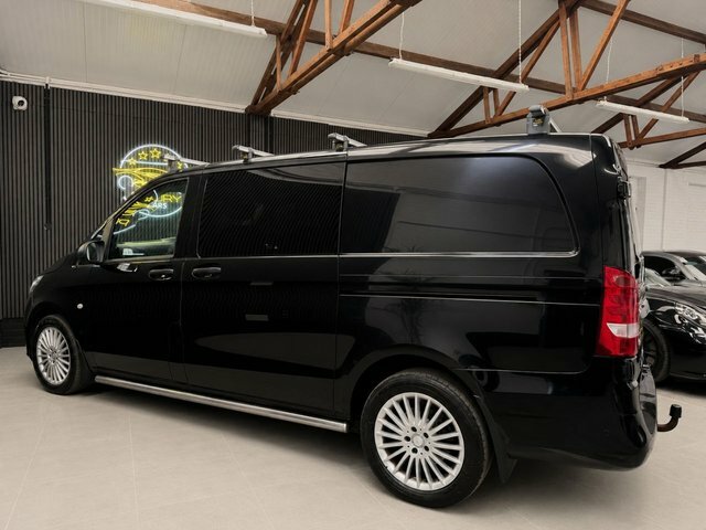 Mercedes-Benz Vito Mpv White #7