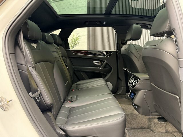 Bentley Bentayga 6.0 W12 Estate Blue #11