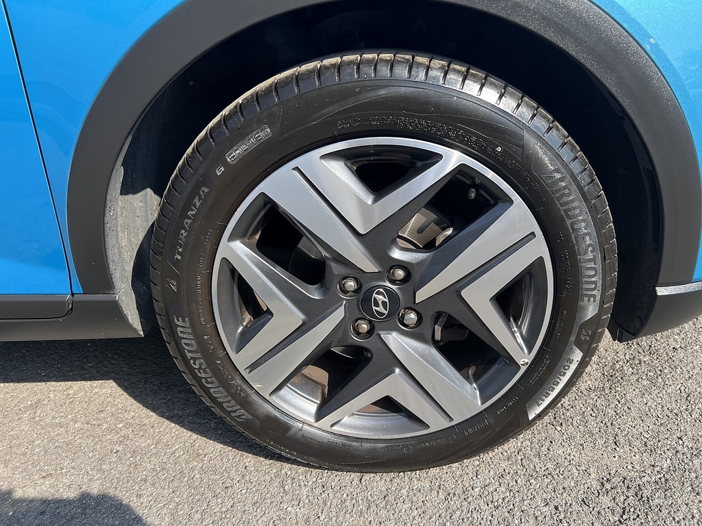 Hyundai Bayon 1.0 T-gdi Mhev Premium Suv Hybrid Manua Blue #4