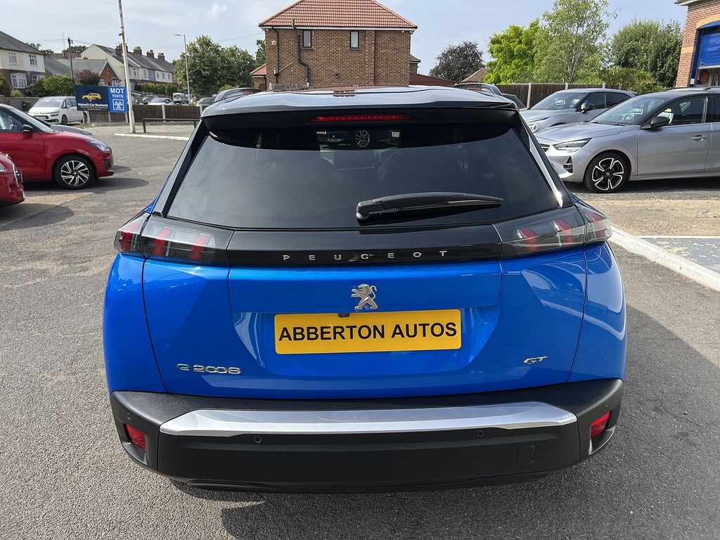 Peugeot e-2008 50Kwh Gt 7Kw Charger Blue #5