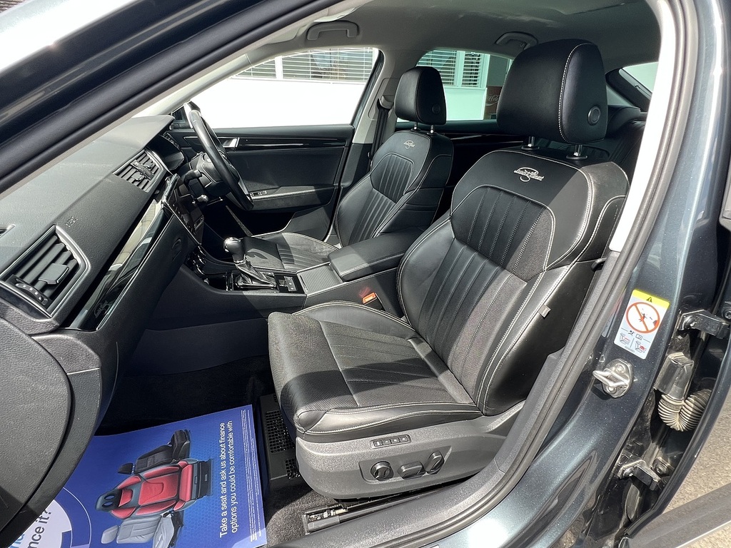 Skoda Superb 2.0 Tdi Cr Se Black #42