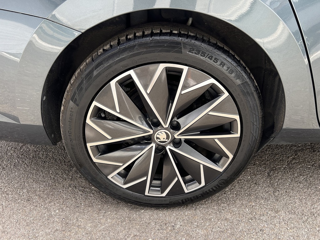 Skoda Superb 2.0 Tdi Cr Se Black #32