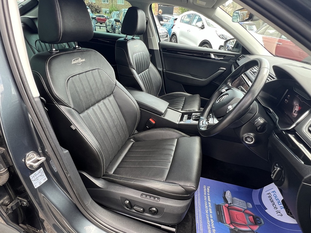 Skoda Superb 2.0 Tdi Cr Se Black #30