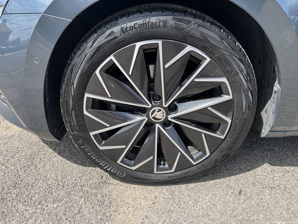 Skoda Superb 2.0 Tdi Cr Se Black #47