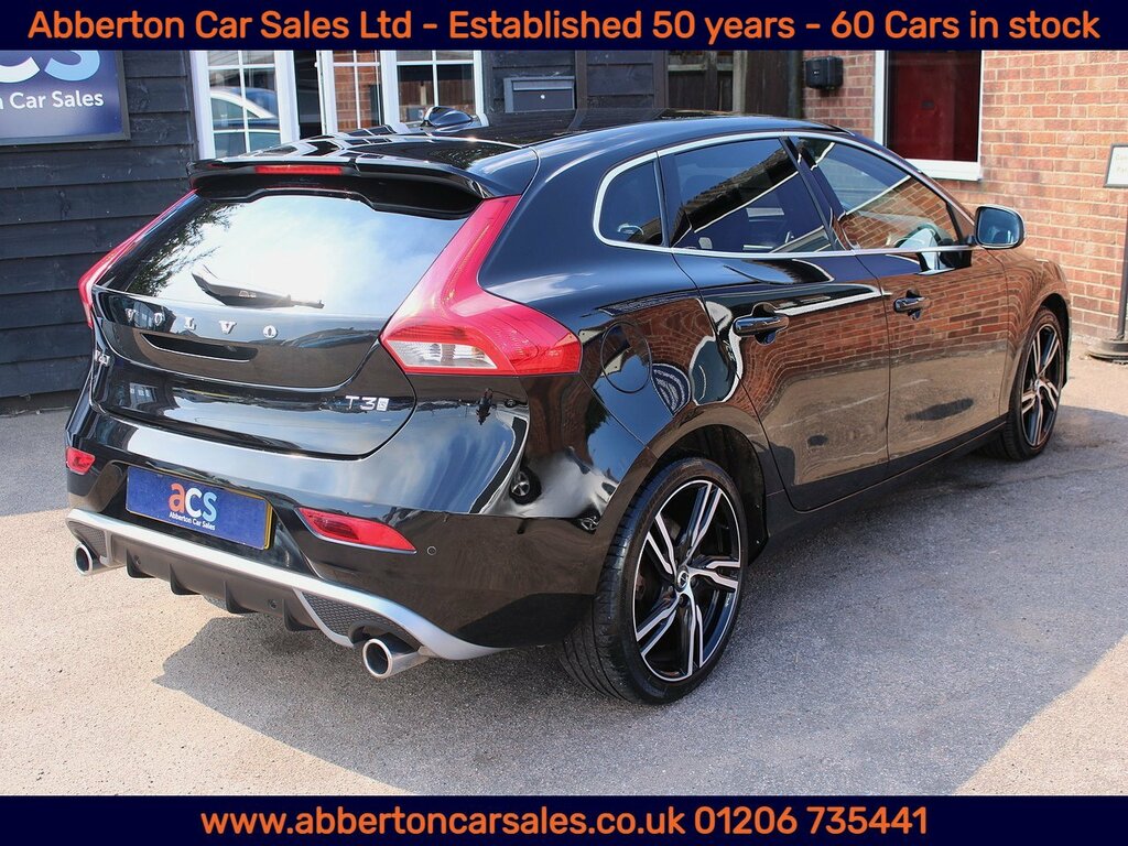 Volvo V40 T3 R-design Edition Black #6
