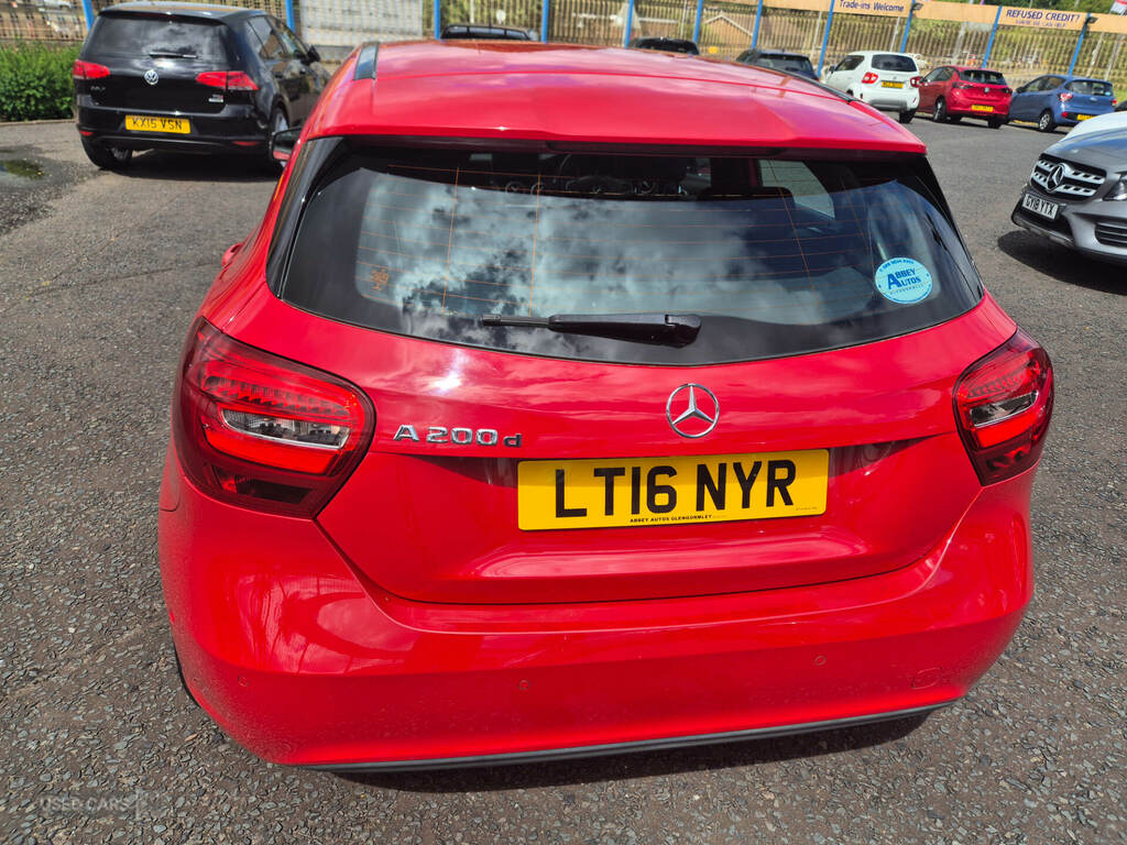 Mercedes-Benz A Class A200d Se Executive LT16NYR Red #6