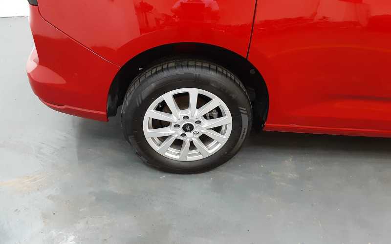Ford Tourneo Connect 2.0 122Ps Titanium Mpv 6 Speed Manua Red #3