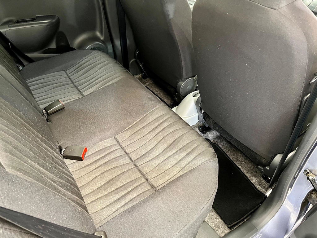 Nissan Pixo N-tec 5-Door Low Tax Low Insurance Silver #31