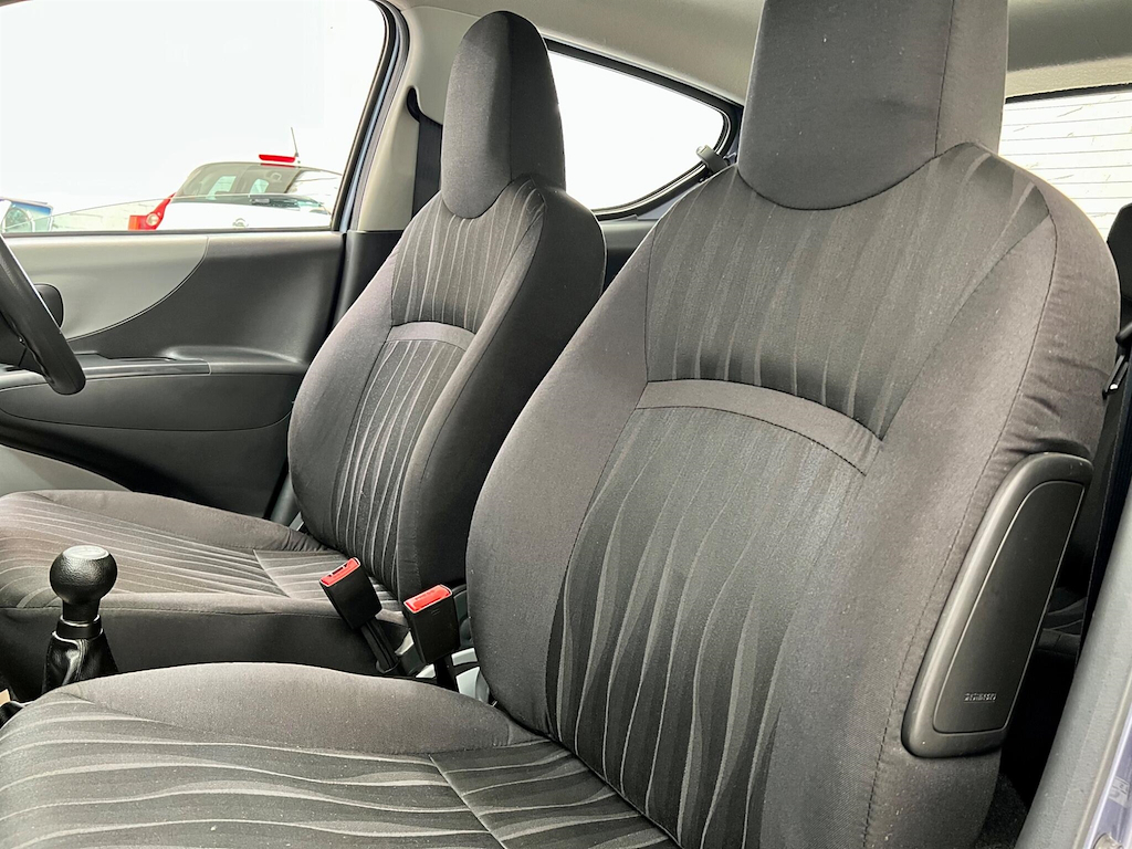 Nissan Pixo N-tec 5-Door Low Tax Low Insurance Silver #17