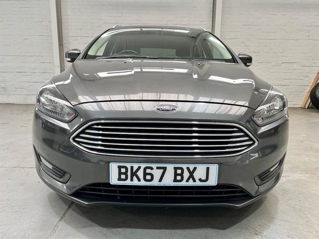 Ford Focus 1.5 Tdci Zetec Edition Euro 6 Ss BK67BXJ Grey #4