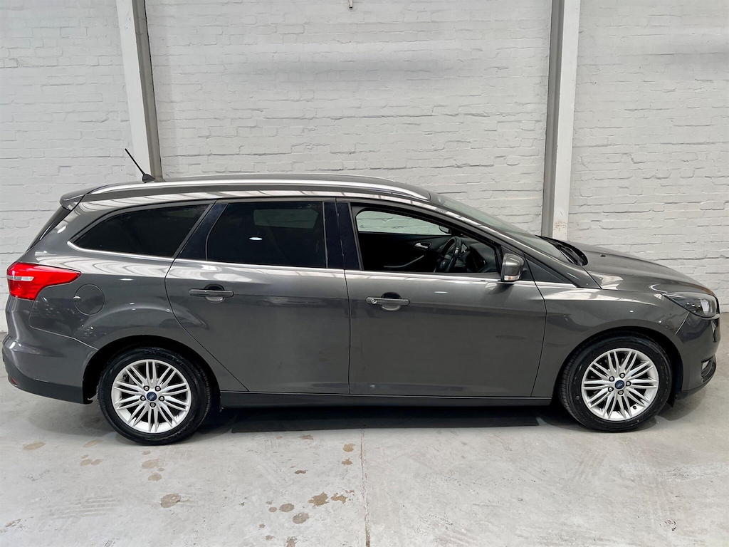 Ford Focus 1.5 Tdci Zetec Edition Euro 6 Ss BK67BXJ Grey #2