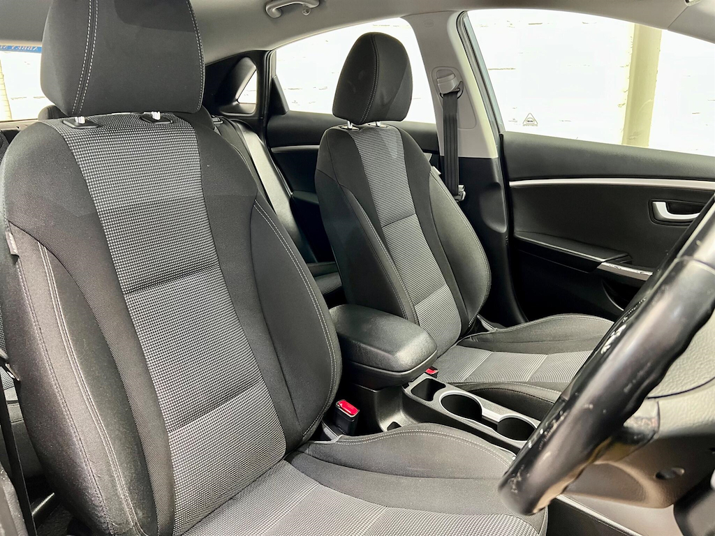 Hyundai I30 1.4 Se Grey #12