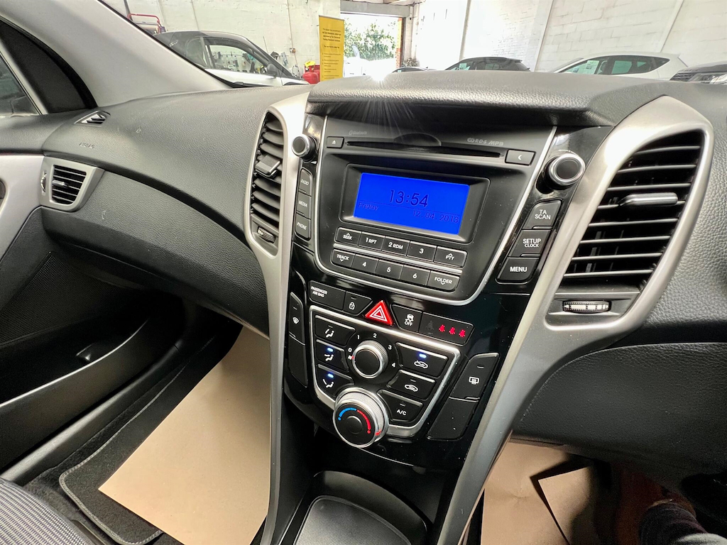 Hyundai I30 1.4 Se Grey #7