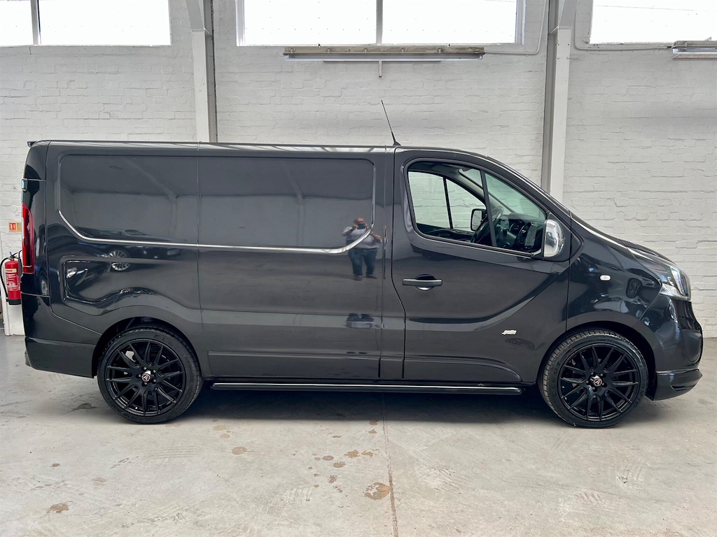 Vauxhall Vivaro 2900 Sportive Cdti L2h1 Black #2