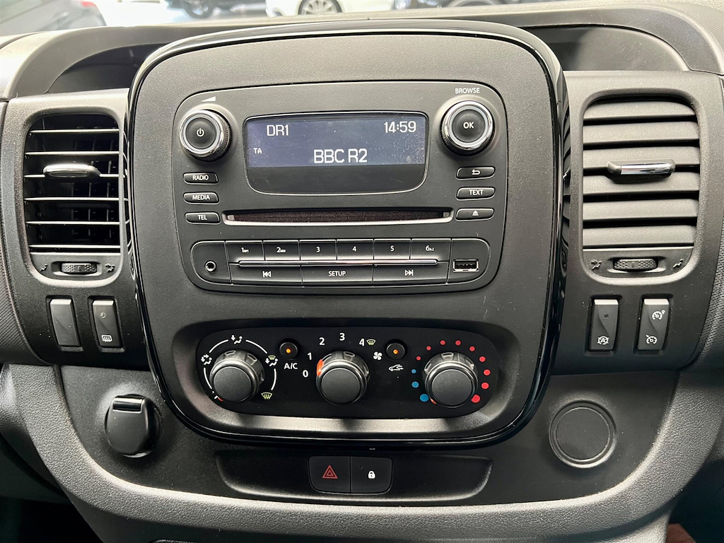 Vauxhall Vivaro 2900 Sportive Cdti L2h1 Black #38