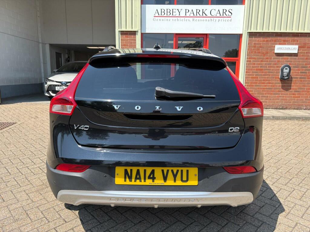 Volvo V40 Cross Country 1.6 D2 Lux Nav Euro 5 Ss Black #4