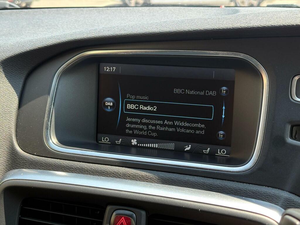 Volvo V40 Cross Country Lux Grey #23